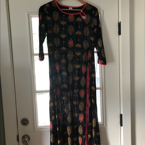 Delisa navy, pink, and gold kurti size 36/small - Picture 3 of 4